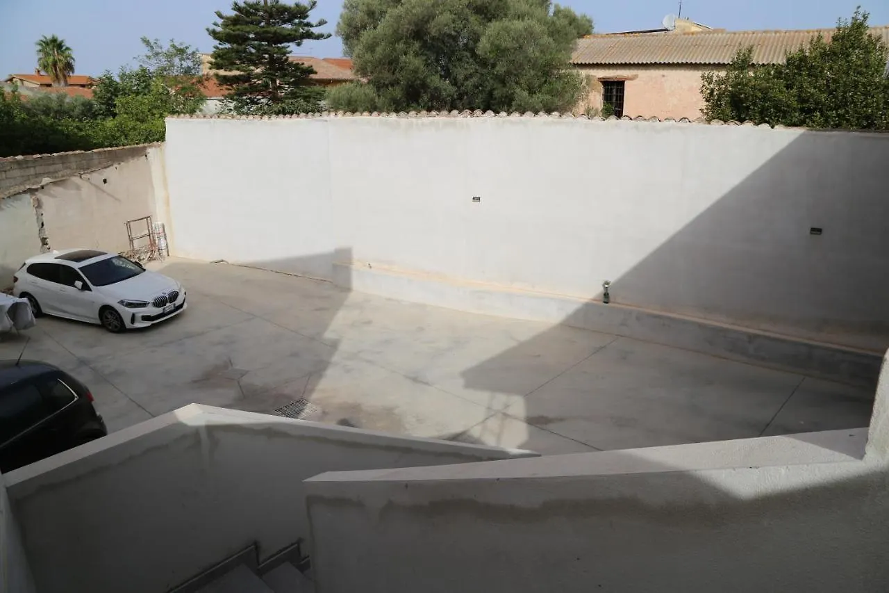 Al Civico 5 - Mondern Apartments & Suite! Decimomannu إيطاليا