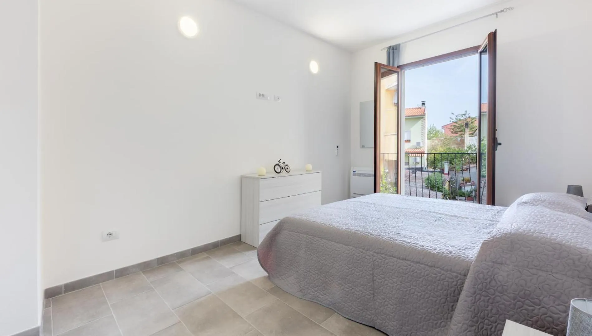 Al Civico 5 - Mondern Apartments & Suite! Decimomannu